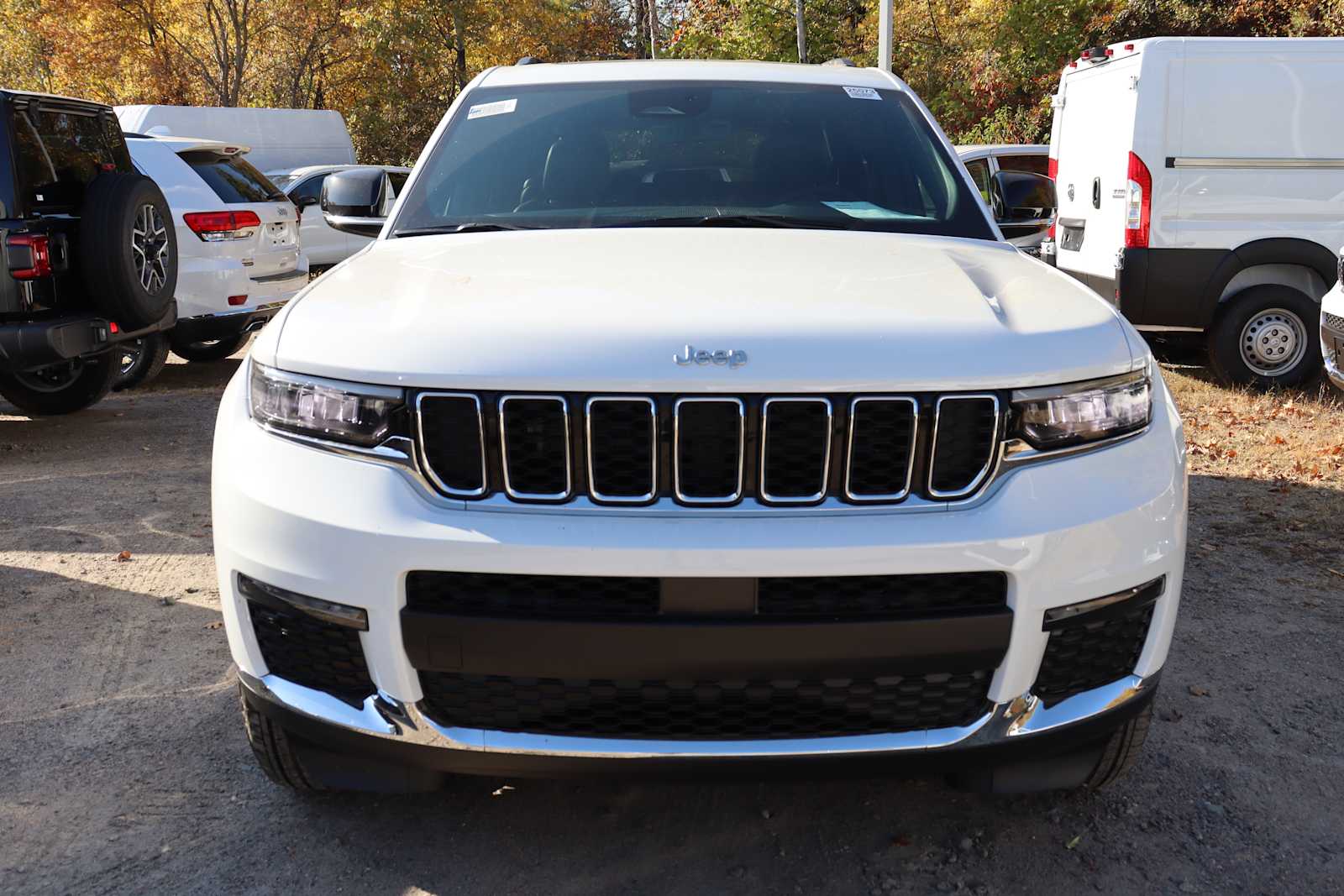 new 2025 Jeep Grand Cherokee car, priced at $49,114