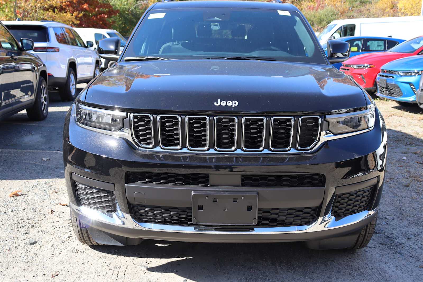 new 2025 Jeep Grand Cherokee car, priced at $44,675