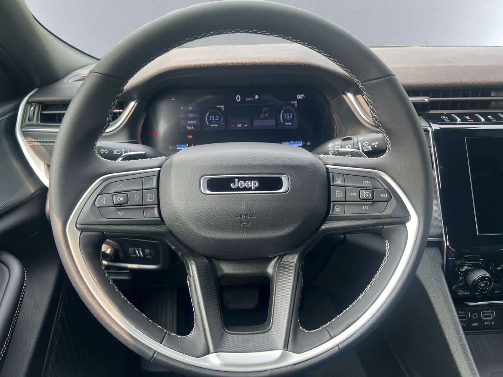 new 2025 Jeep Grand Cherokee car, priced at $49,725