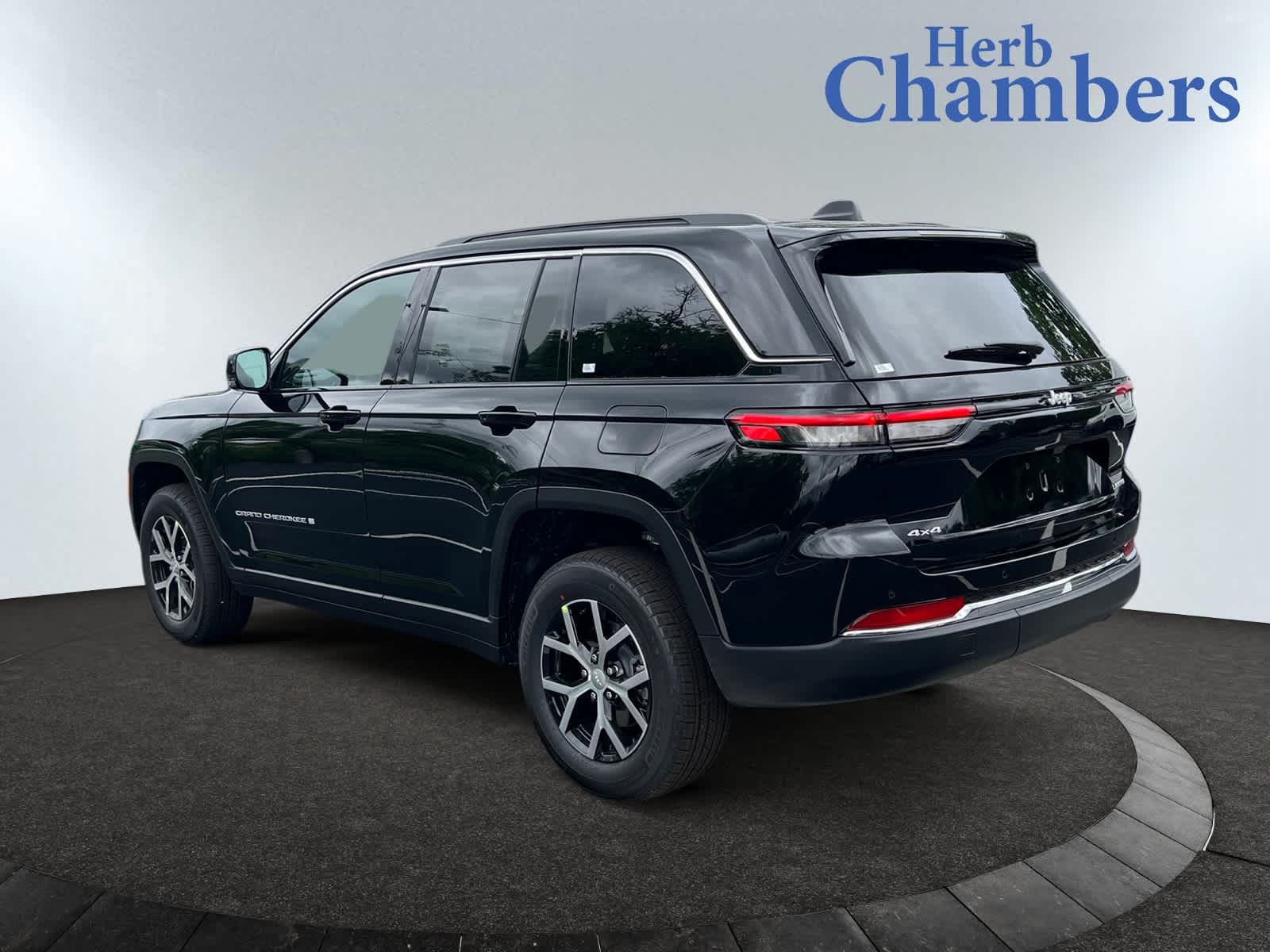 new 2025 Jeep Grand Cherokee car, priced at $50,010