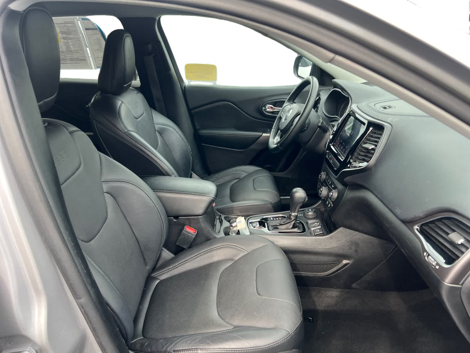 used 2020 Jeep Cherokee car, priced at $21,798