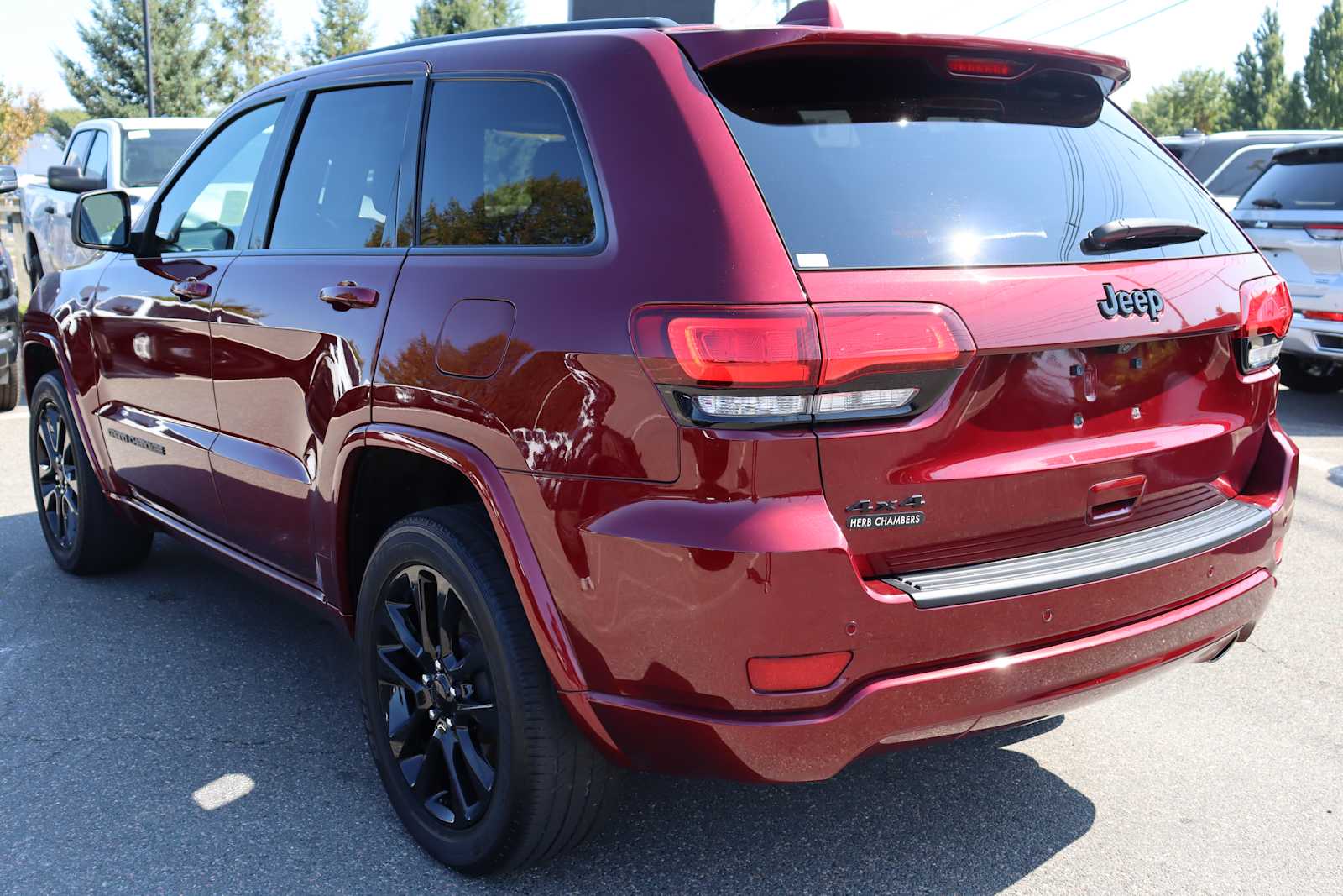 used 2019 Jeep Grand Cherokee car, priced at $22,998