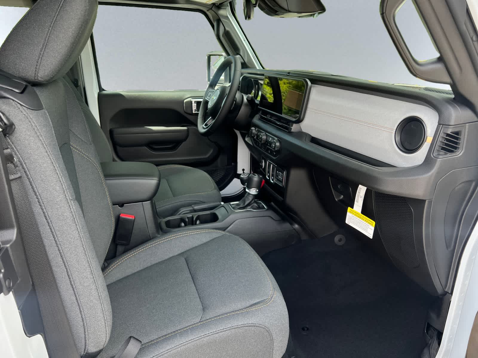 new 2025 Jeep Wrangler car, priced at $45,245