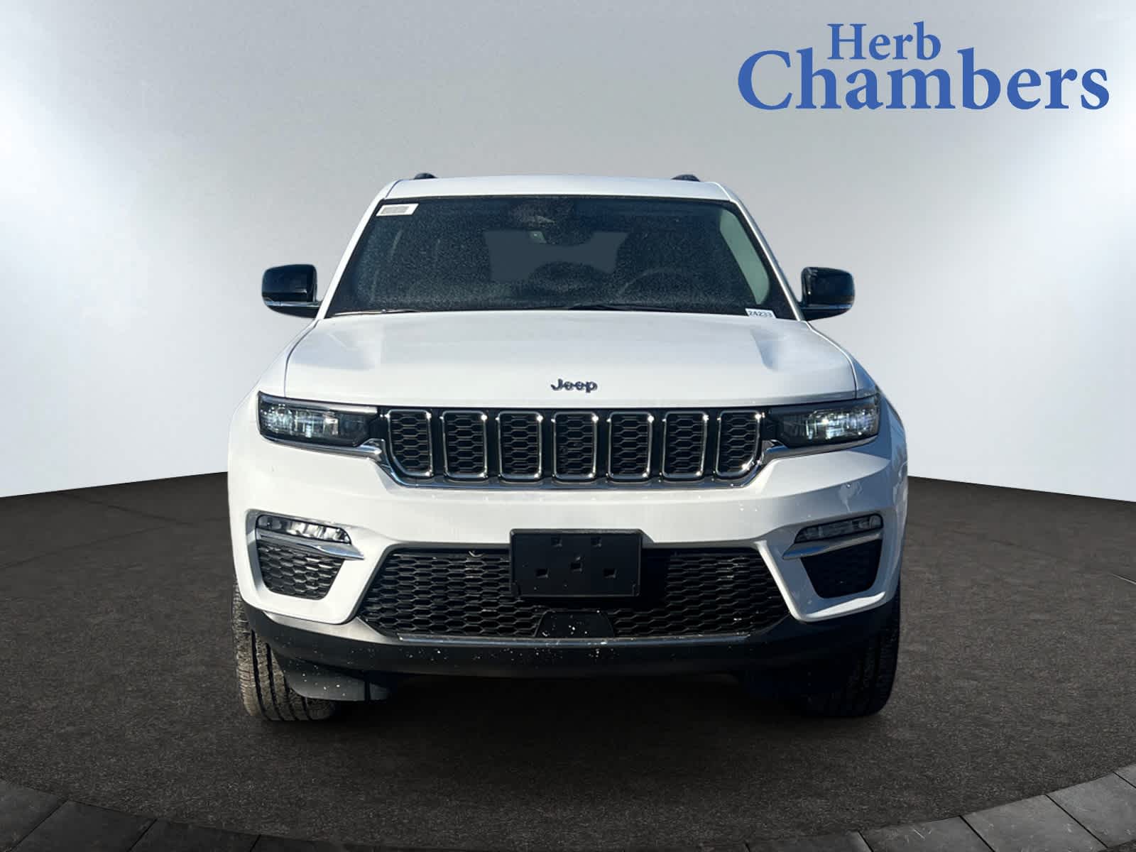 new 2024 Jeep Grand Cherokee car, priced at $49,224