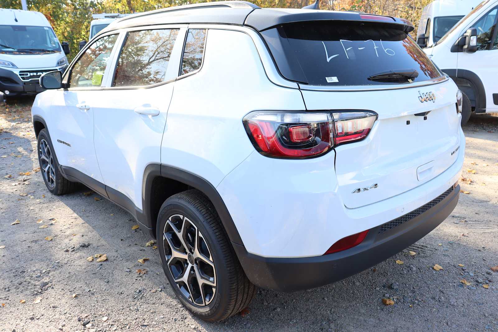 new 2025 Jeep Compass car, priced at $31,989