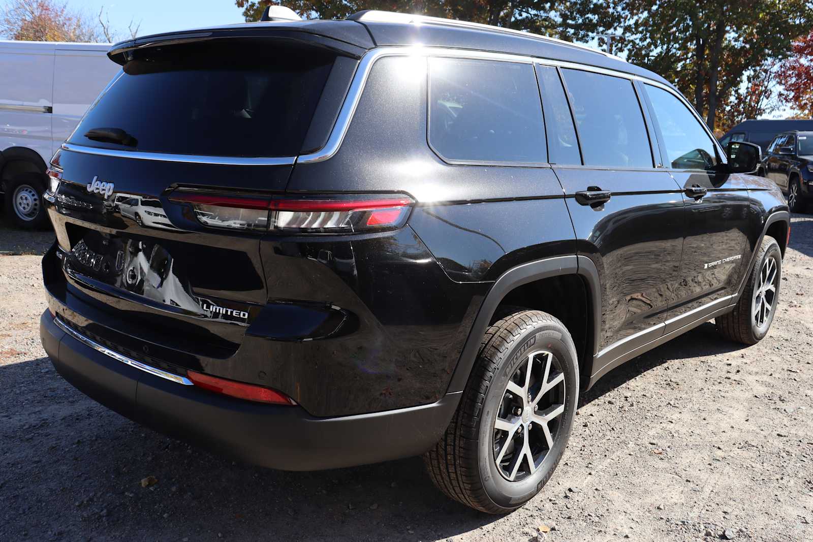 new 2025 Jeep Grand Cherokee car, priced at $48,959