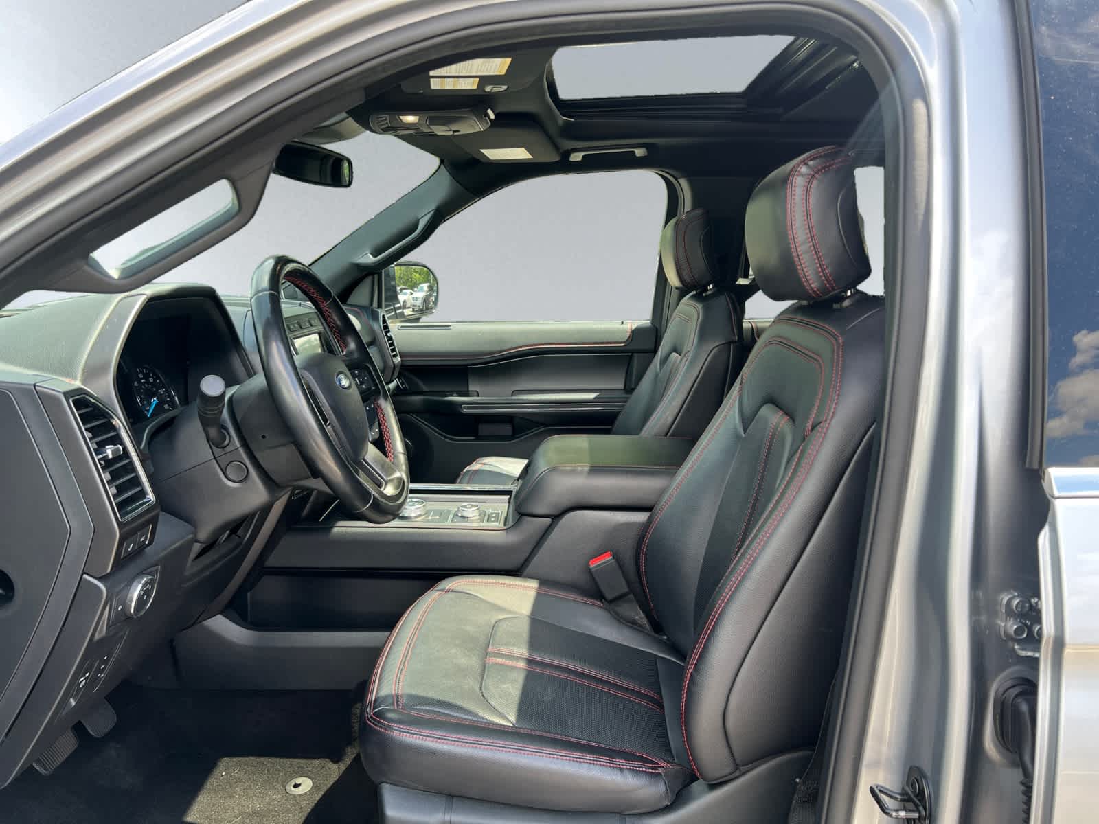 used 2020 Ford Expedition car, priced at $35,498