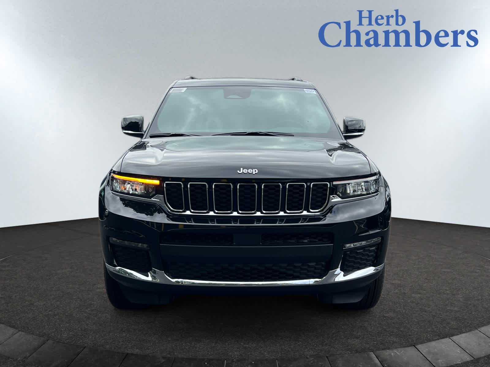 new 2025 Jeep Grand Cherokee car, priced at $50,860