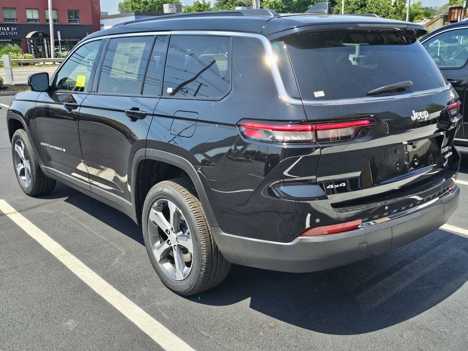 new 2024 Jeep Grand Cherokee car, priced at $54,584