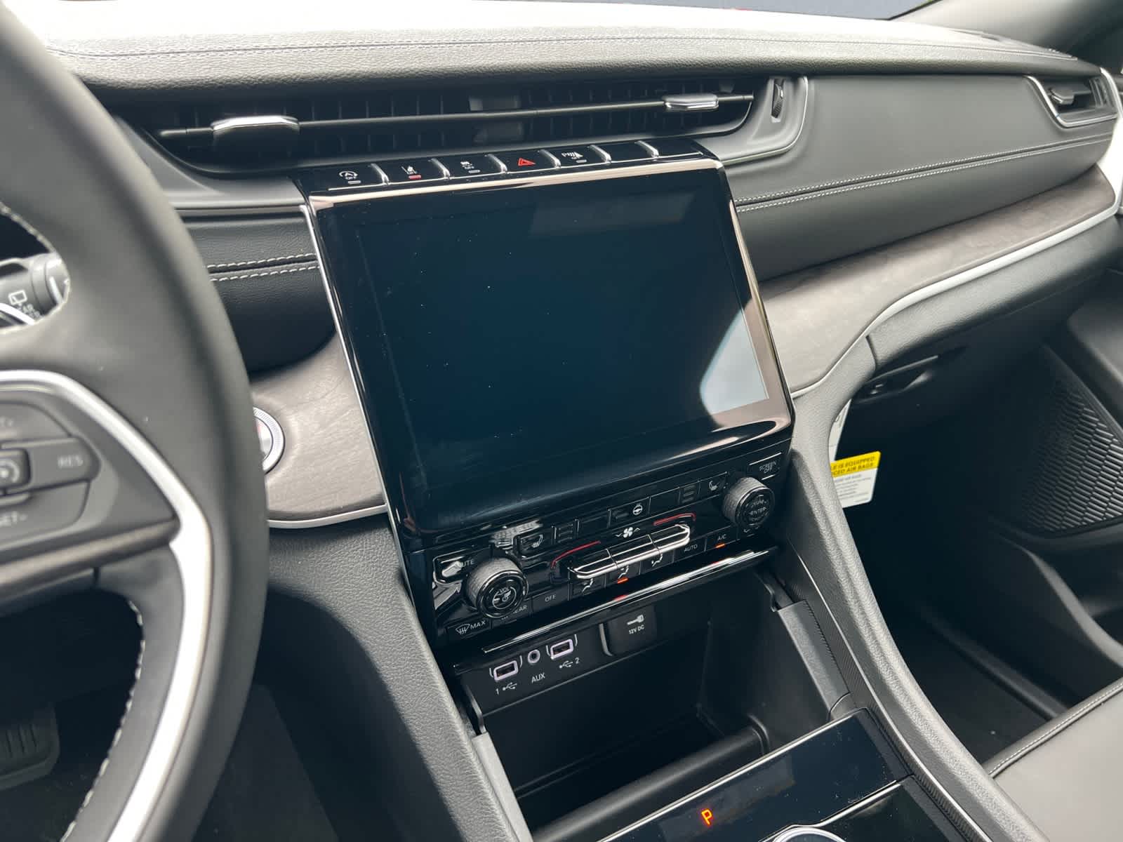 new 2025 Jeep Grand Cherokee car, priced at $49,415
