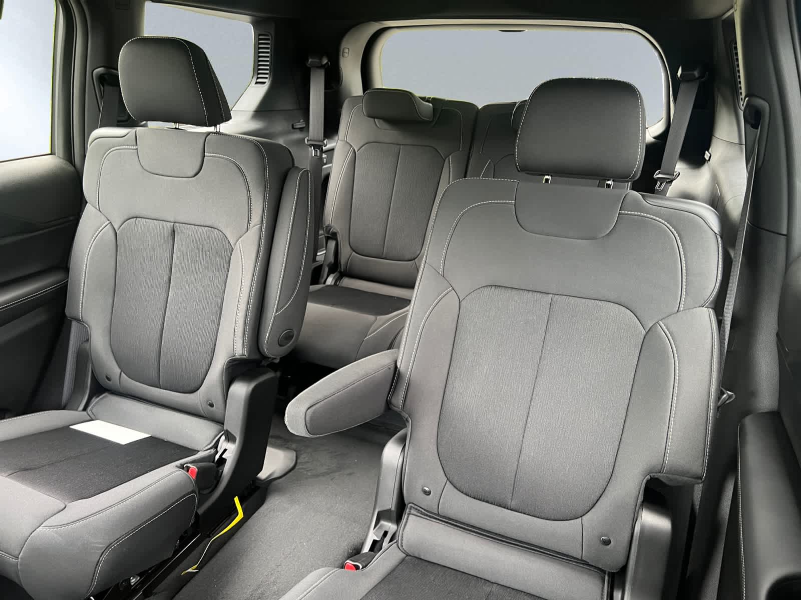new 2025 Jeep Grand Cherokee car, priced at $44,125