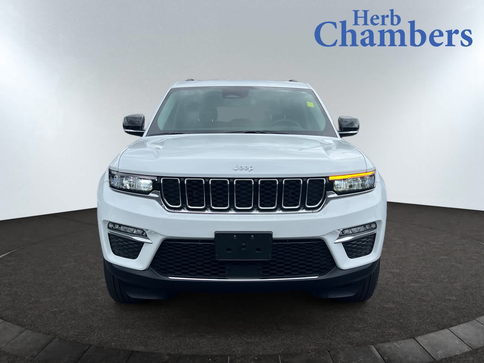 used 2022 Jeep Grand Cherokee car, priced at $36,998