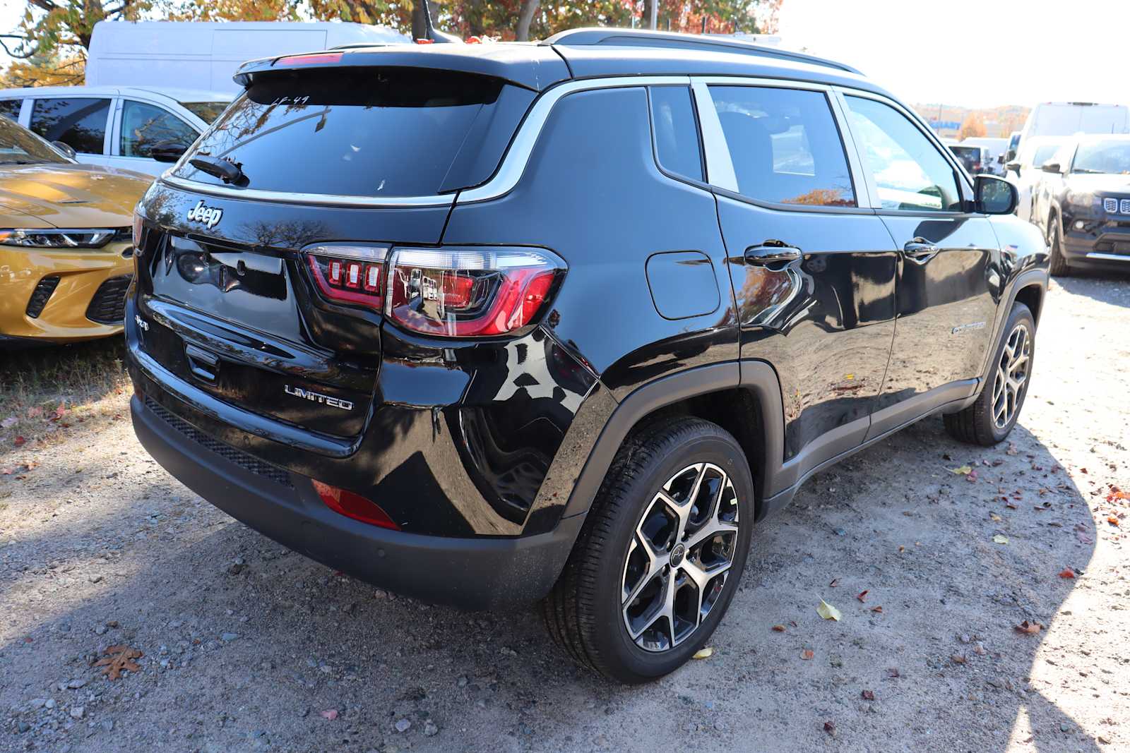 new 2025 Jeep Compass car, priced at $34,284