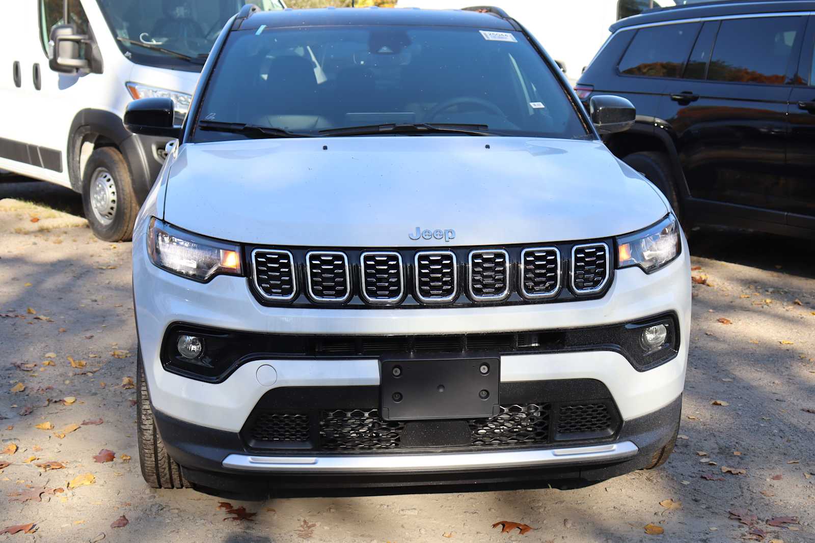 new 2025 Jeep Compass car, priced at $31,989