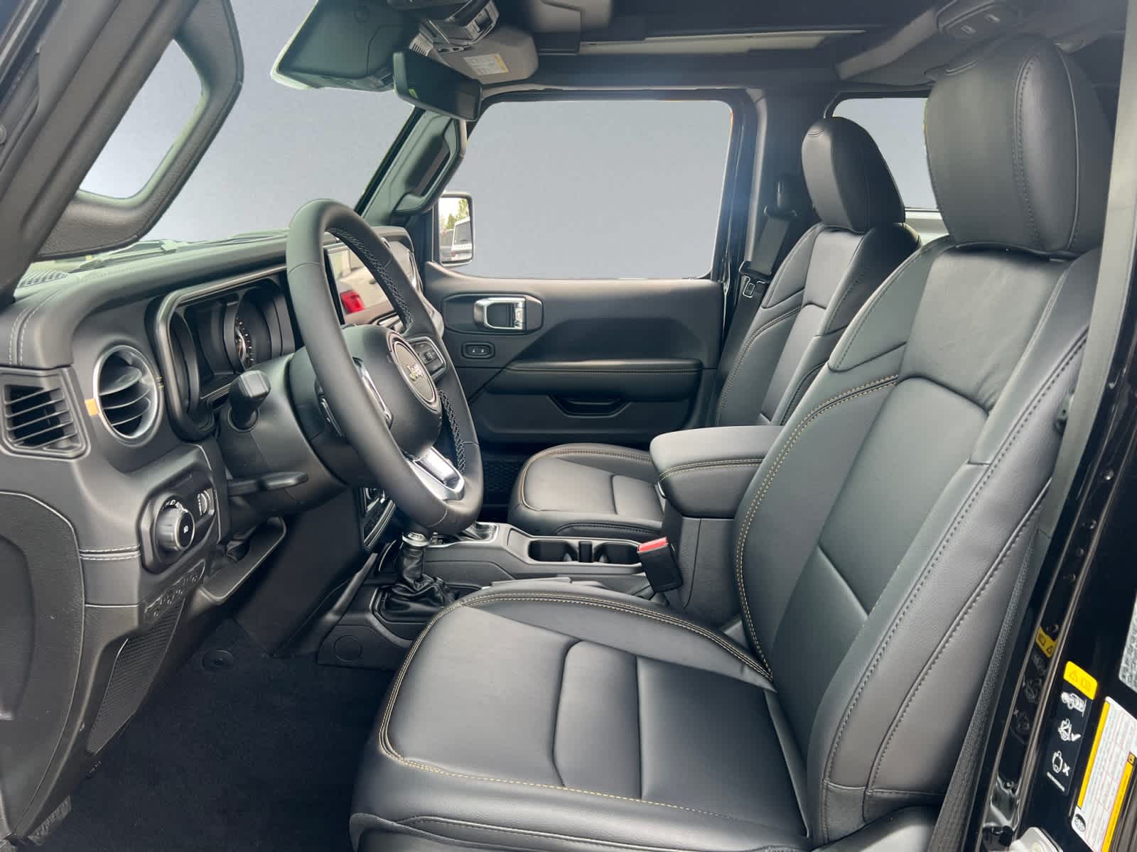 new 2025 Jeep Wrangler car, priced at $61,315