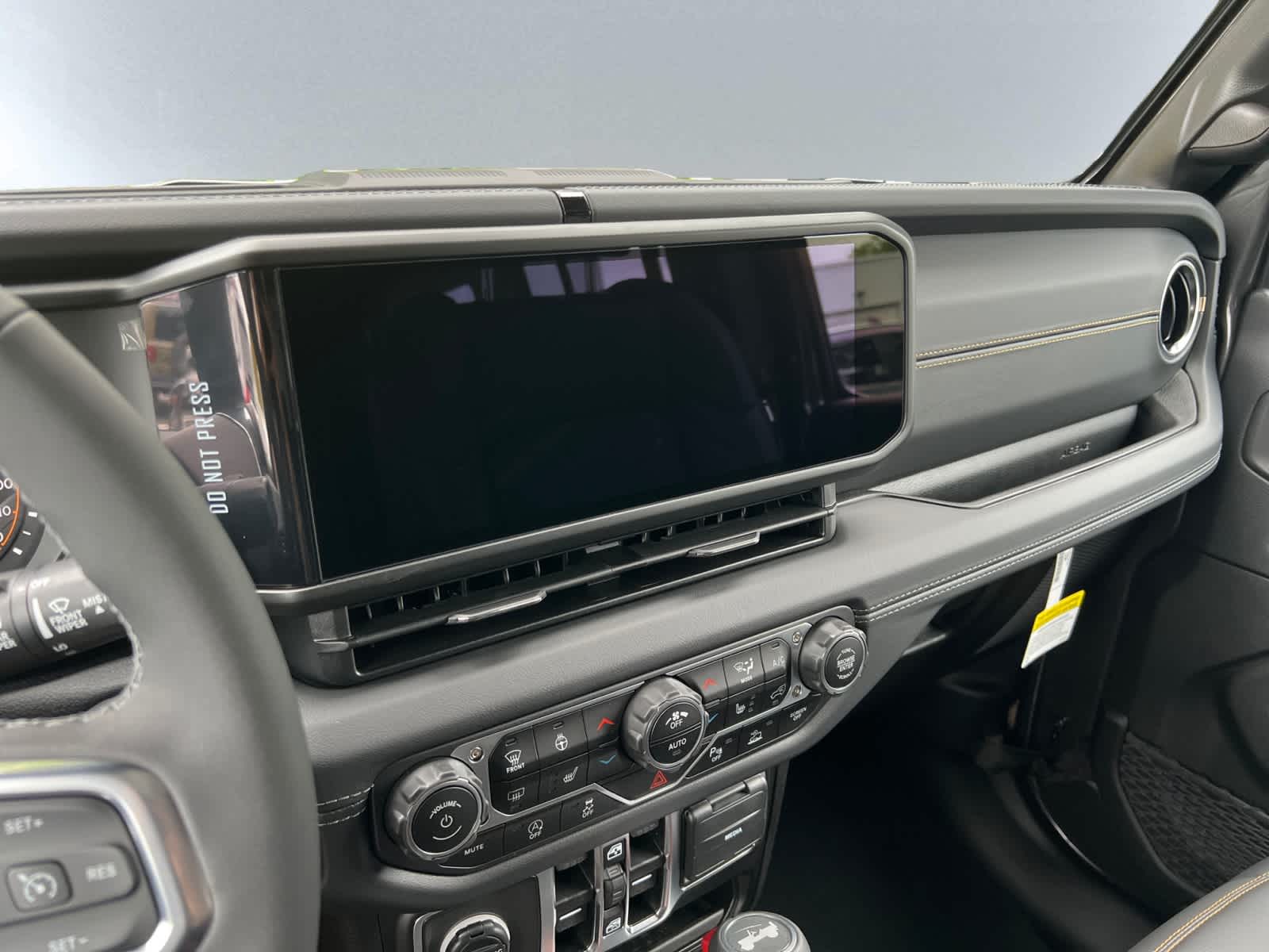 new 2025 Jeep Wrangler car, priced at $60,215
