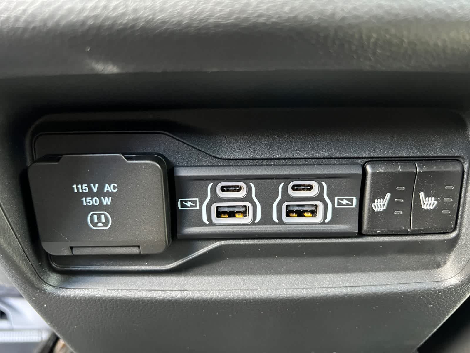 new 2025 Jeep Grand Cherokee car, priced at $50,735
