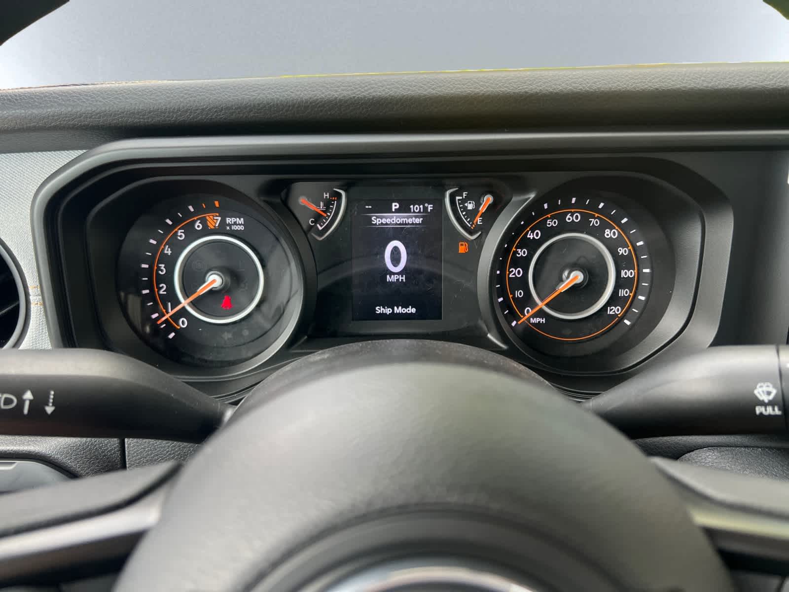 new 2025 Jeep Gladiator car, priced at $45,105