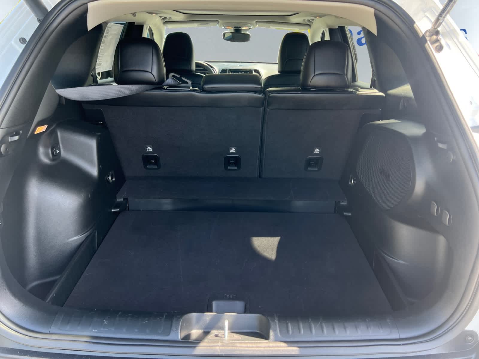 used 2022 Jeep Cherokee car, priced at $29,398