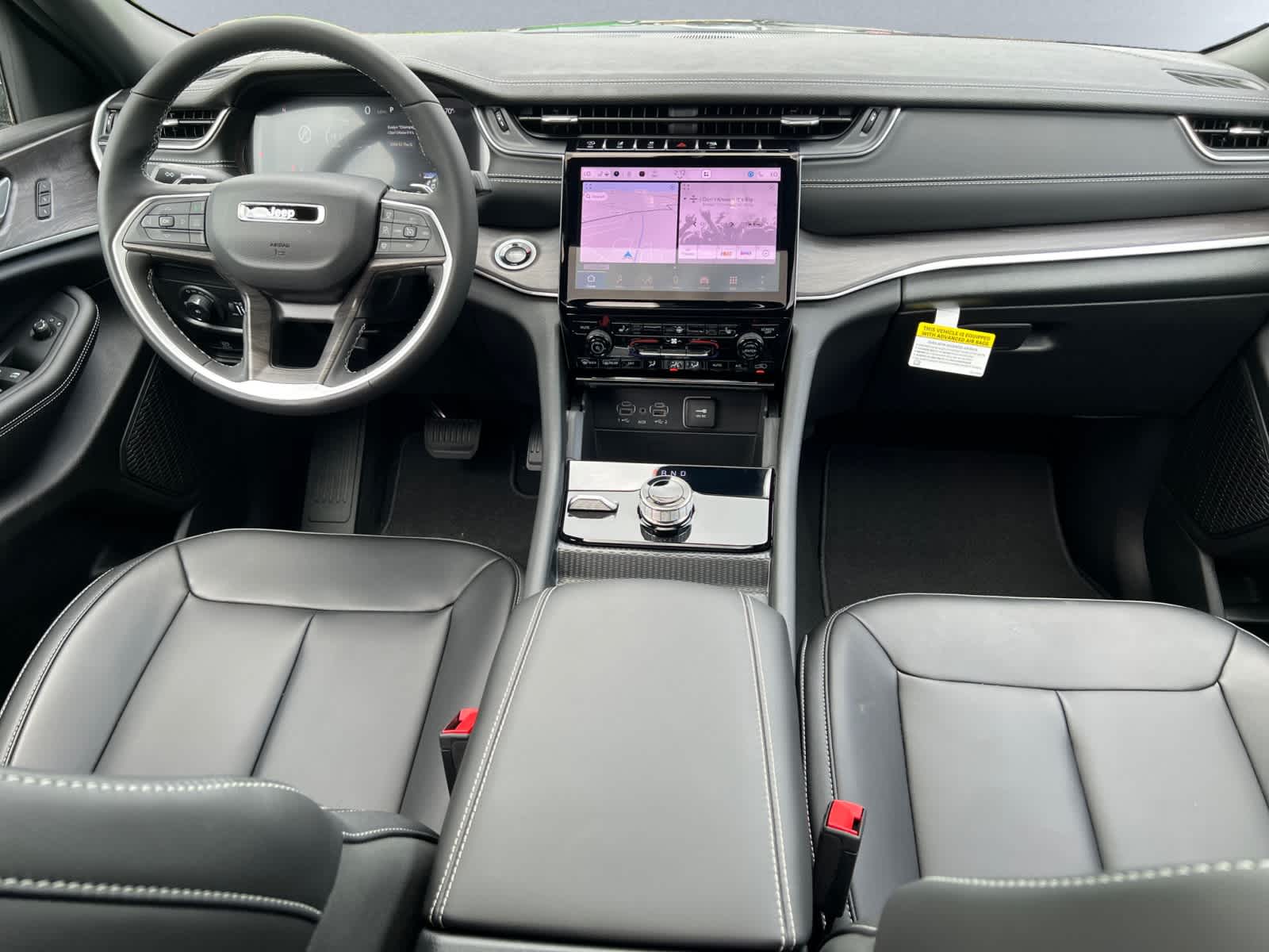 new 2025 Jeep Grand Cherokee car, priced at $50,010