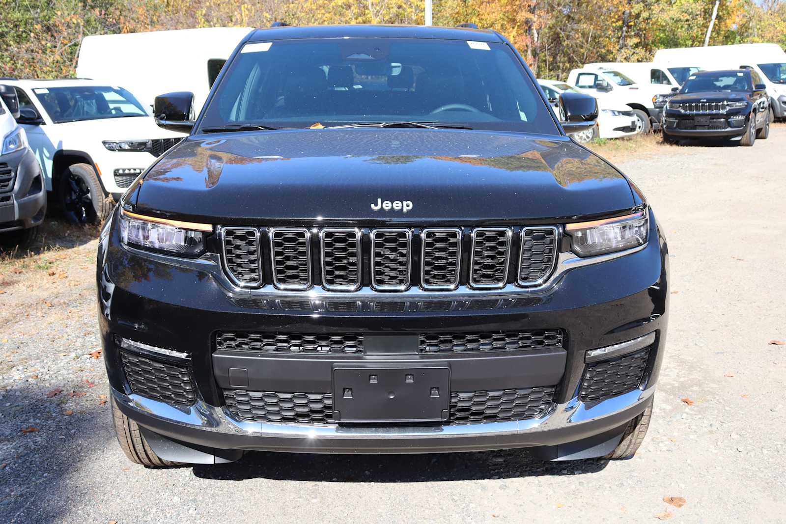 new 2025 Jeep Grand Cherokee car, priced at $49,709