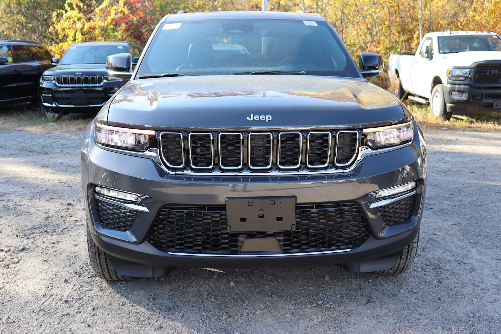 new 2025 Jeep Grand Cherokee car, priced at $46,859