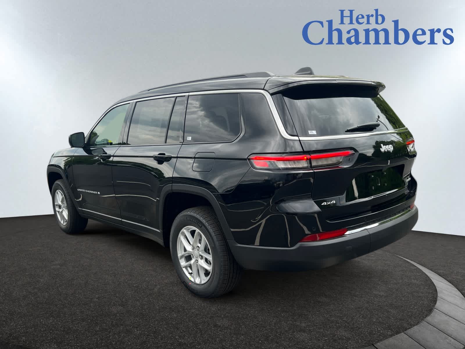 new 2025 Jeep Grand Cherokee car, priced at $44,125