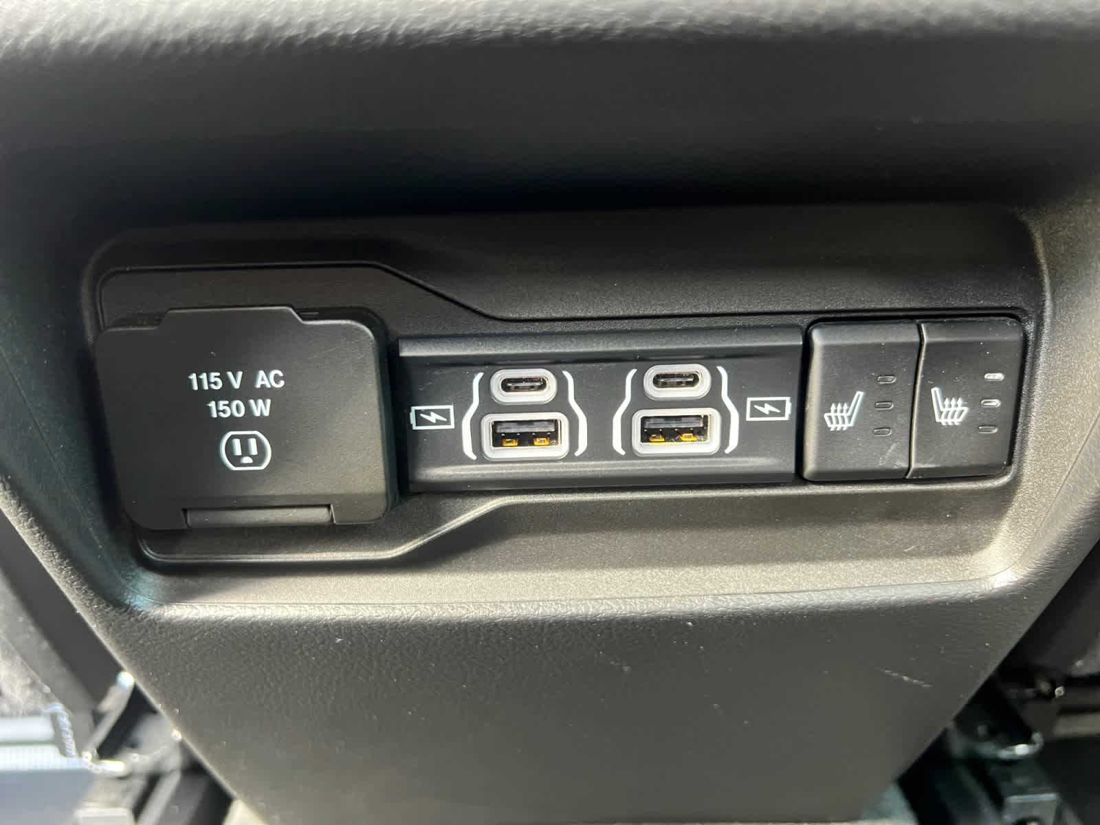 used 2022 Jeep Grand Cherokee car, priced at $35,998
