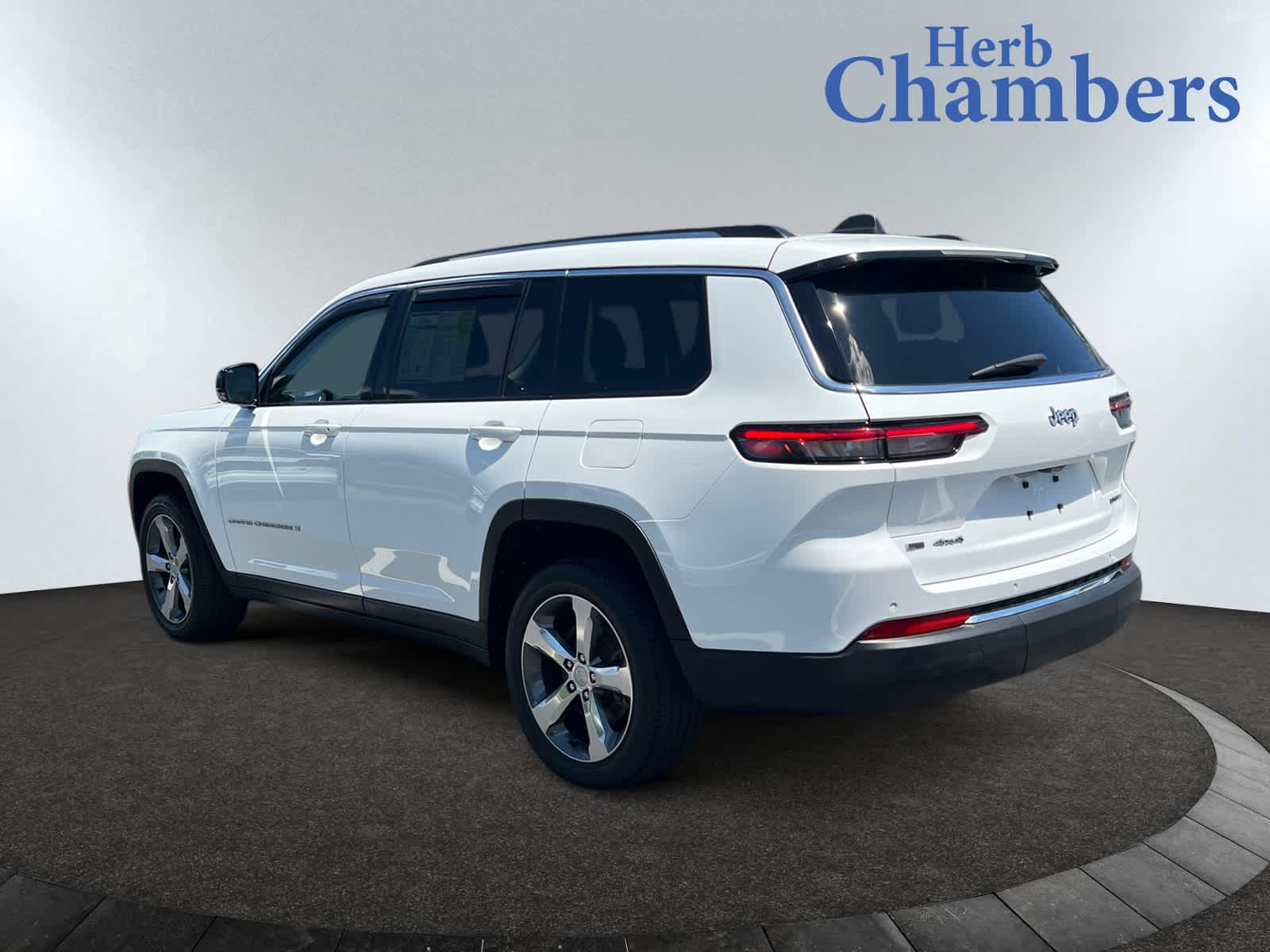 used 2021 Jeep Grand Cherokee L car, priced at $32,998