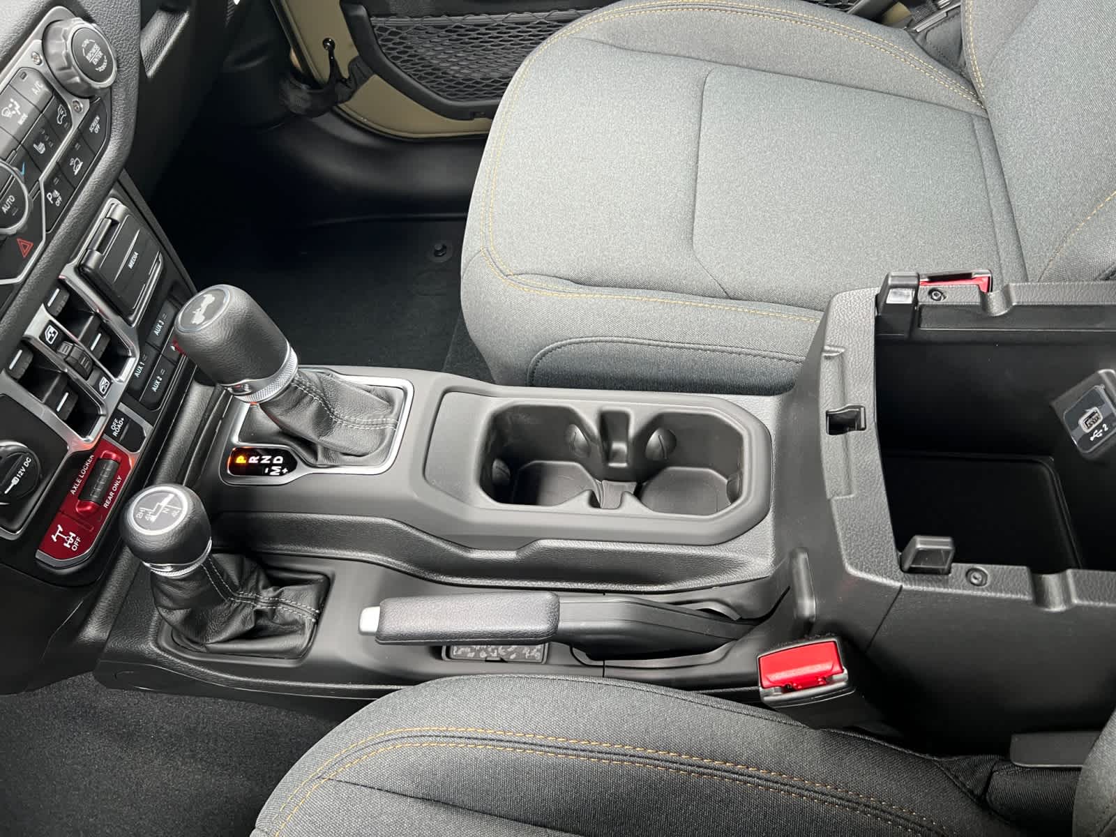 new 2025 Jeep Wrangler car, priced at $56,870