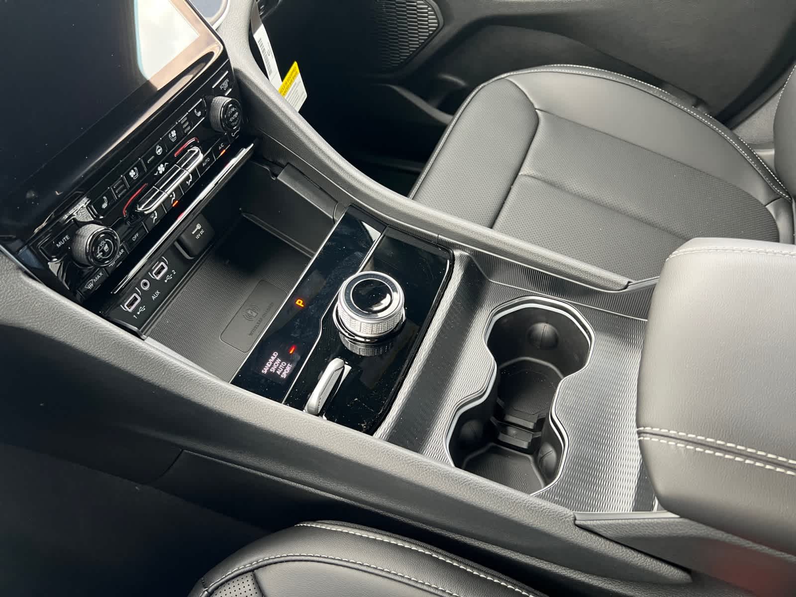 new 2025 Jeep Grand Cherokee car, priced at $52,935