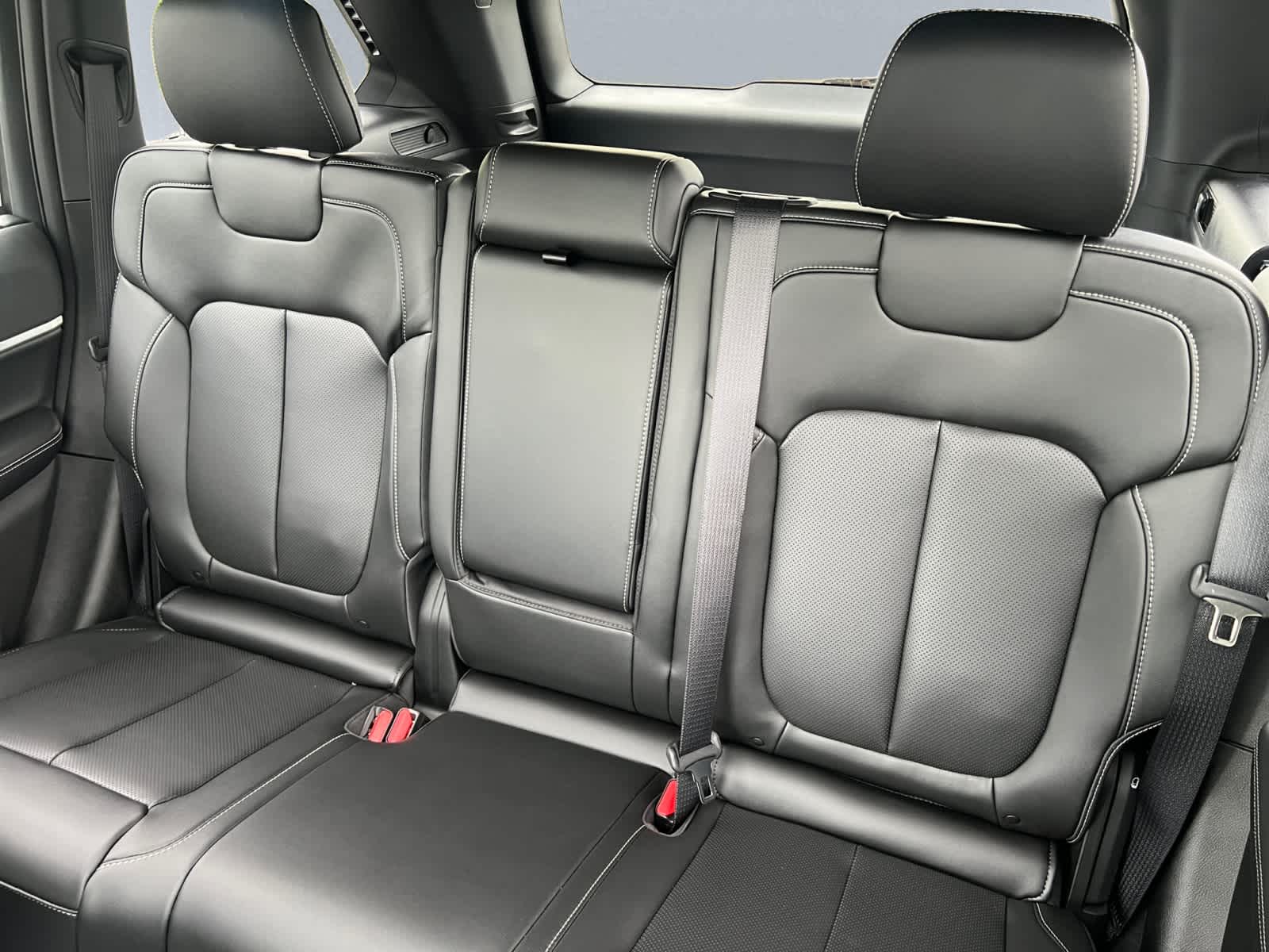 new 2025 Jeep Grand Cherokee car, priced at $50,935