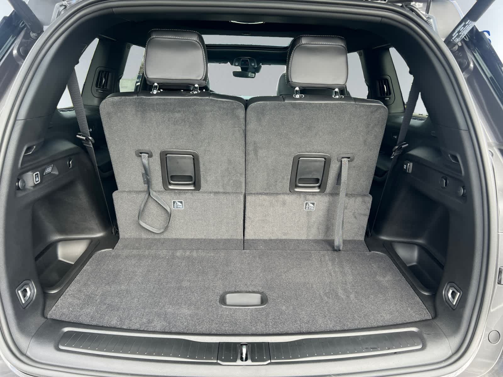 new 2025 Jeep Grand Cherokee car, priced at $50,010