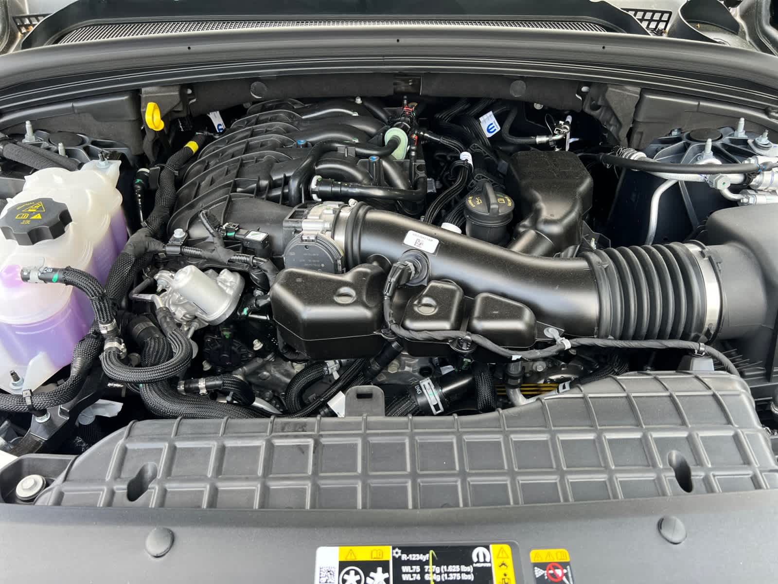 new 2025 Jeep Grand Cherokee car, priced at $48,010