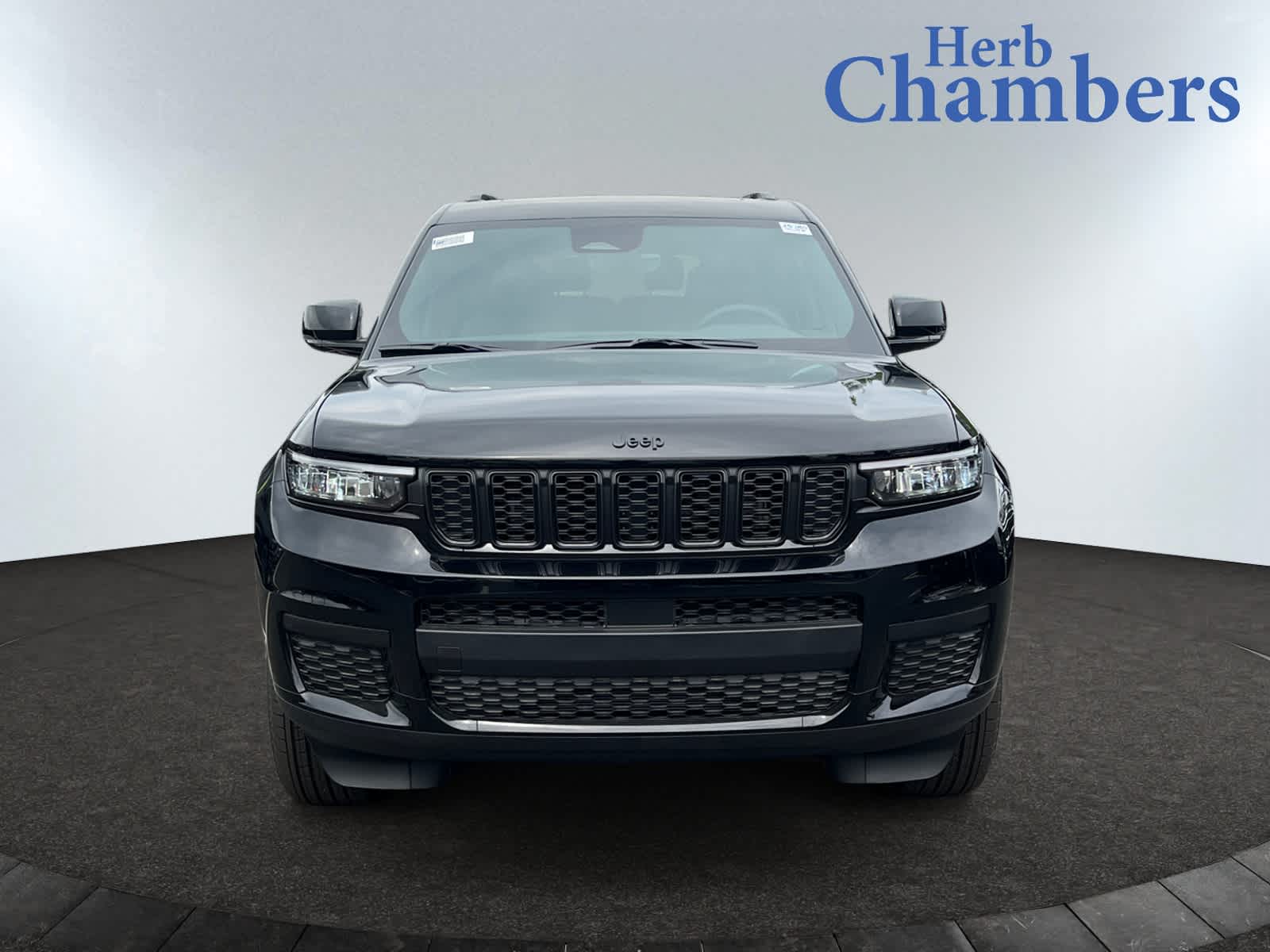 new 2025 Jeep Grand Cherokee car, priced at $46,730