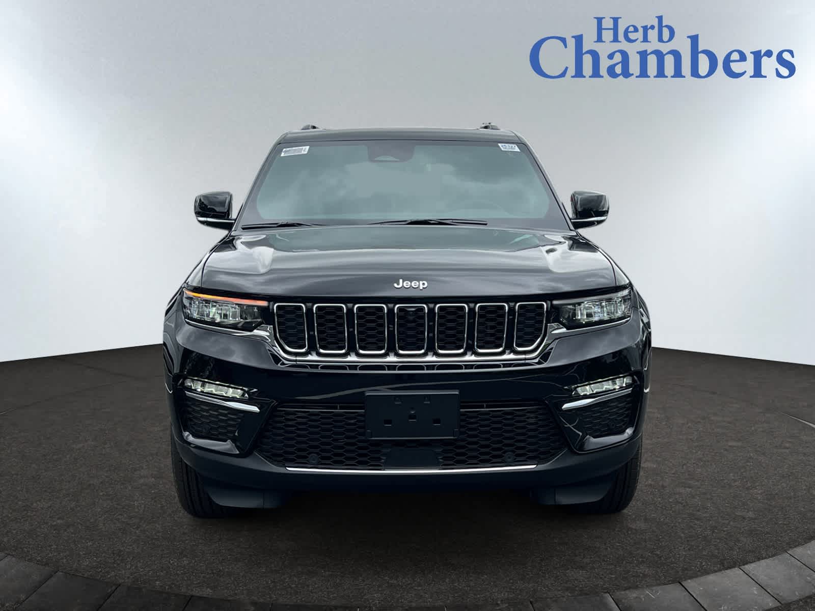 new 2025 Jeep Grand Cherokee car, priced at $50,935