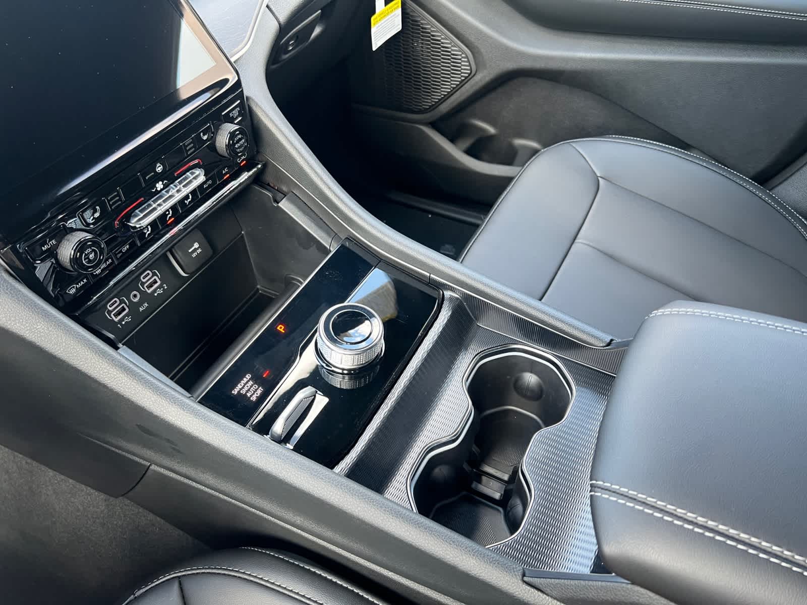 new 2025 Jeep Grand Cherokee car, priced at $50,265