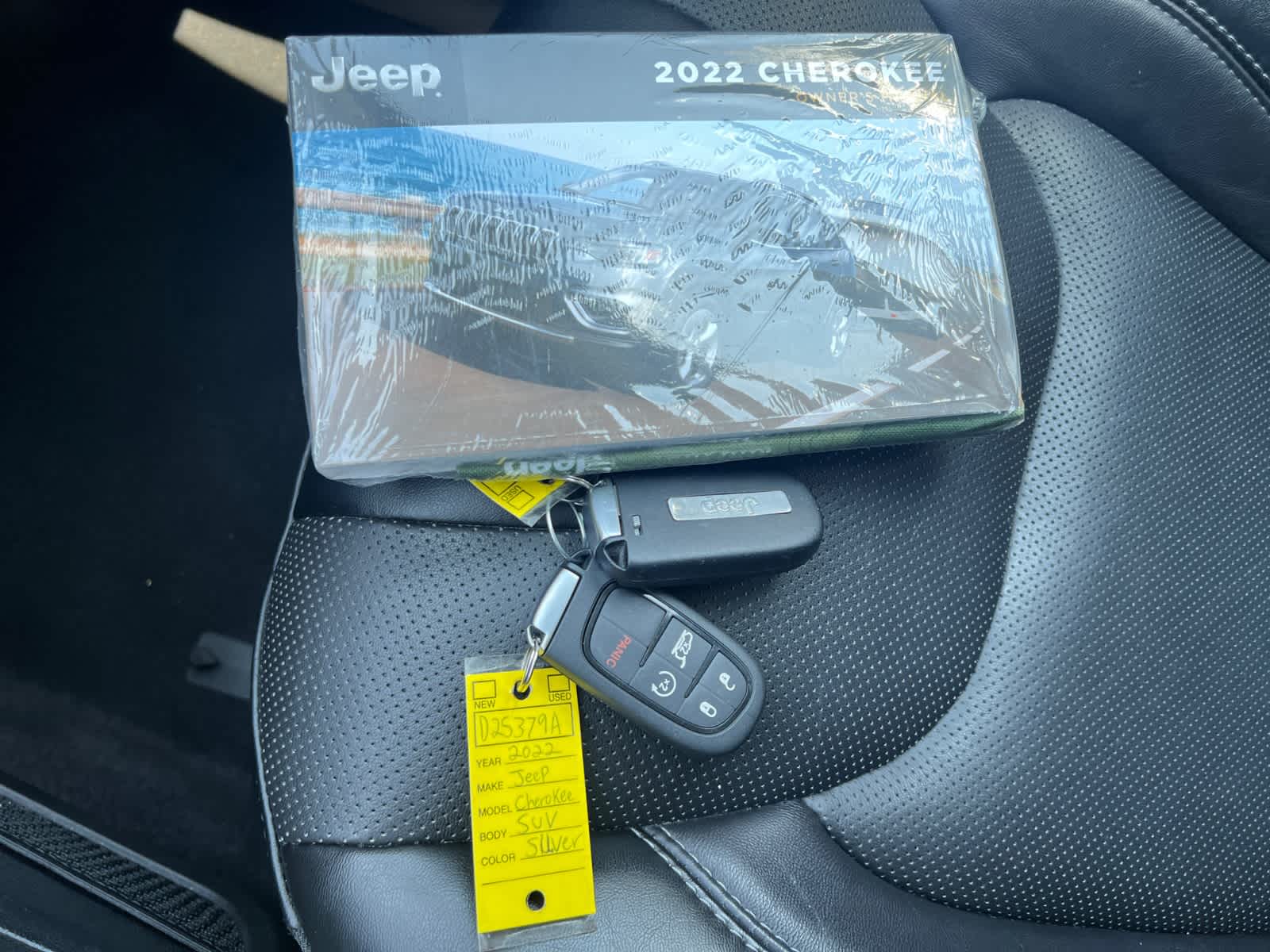 used 2022 Jeep Cherokee car, priced at $28,998