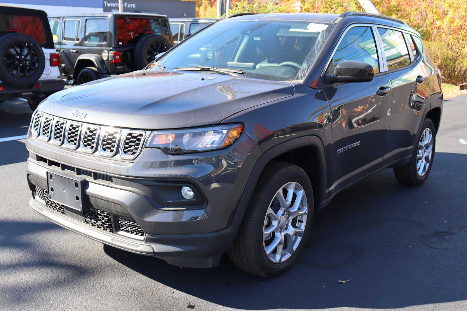 new 2024 Jeep Compass car, priced at $34,160