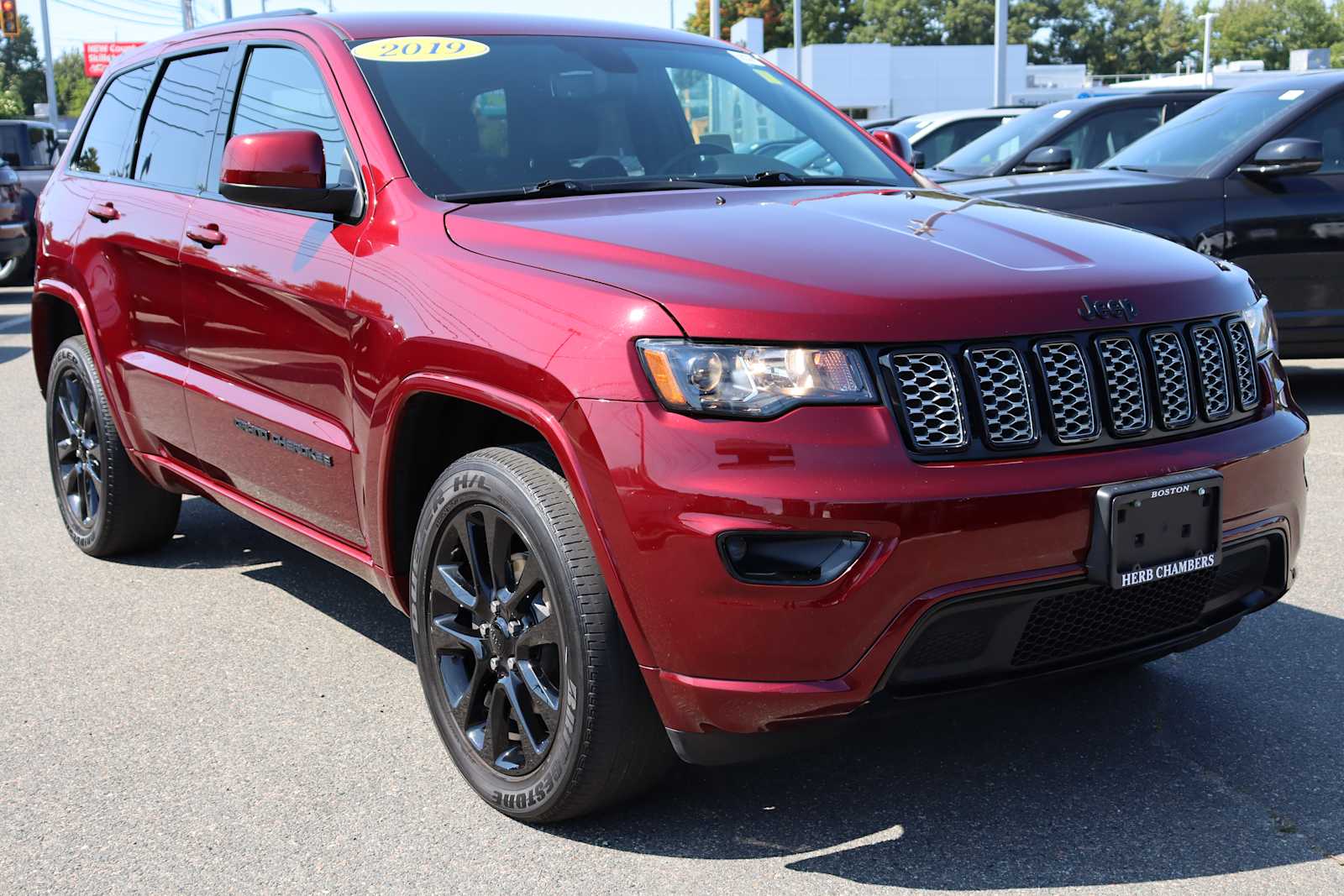 used 2019 Jeep Grand Cherokee car, priced at $22,998