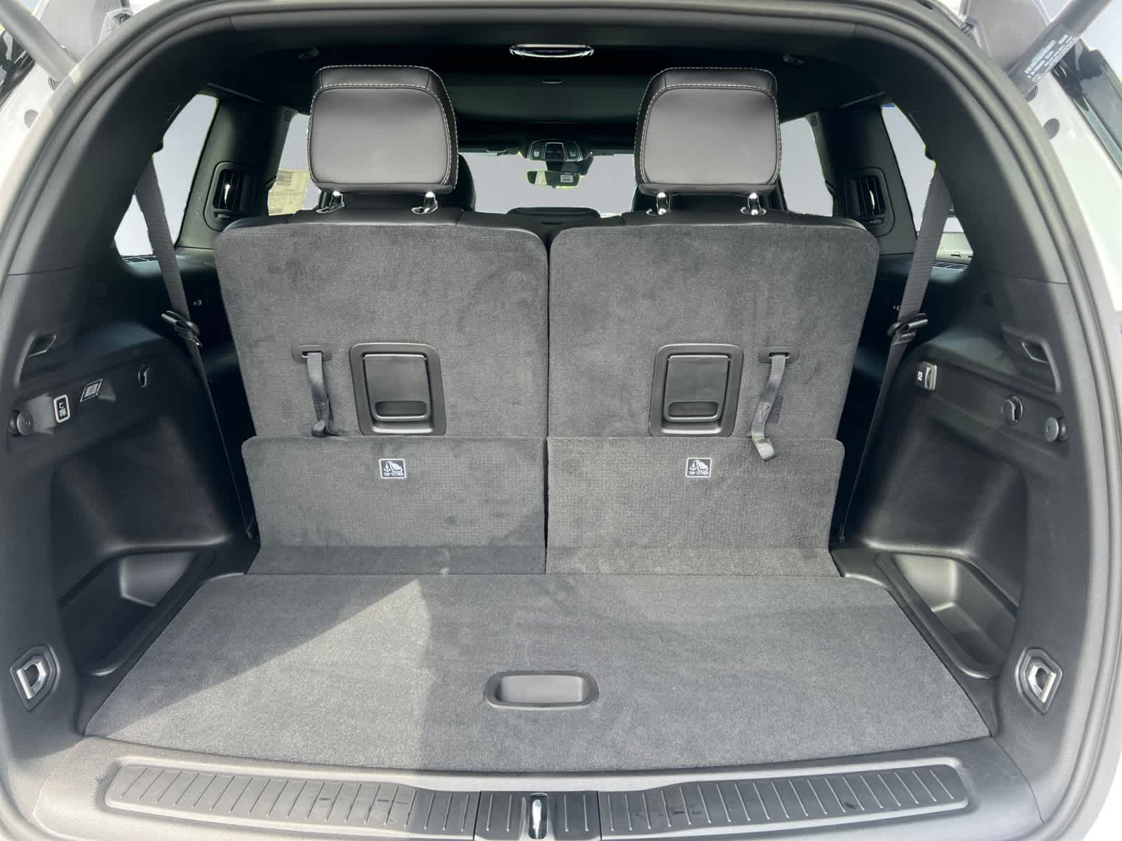 new 2025 Jeep Grand Cherokee car, priced at $50,265