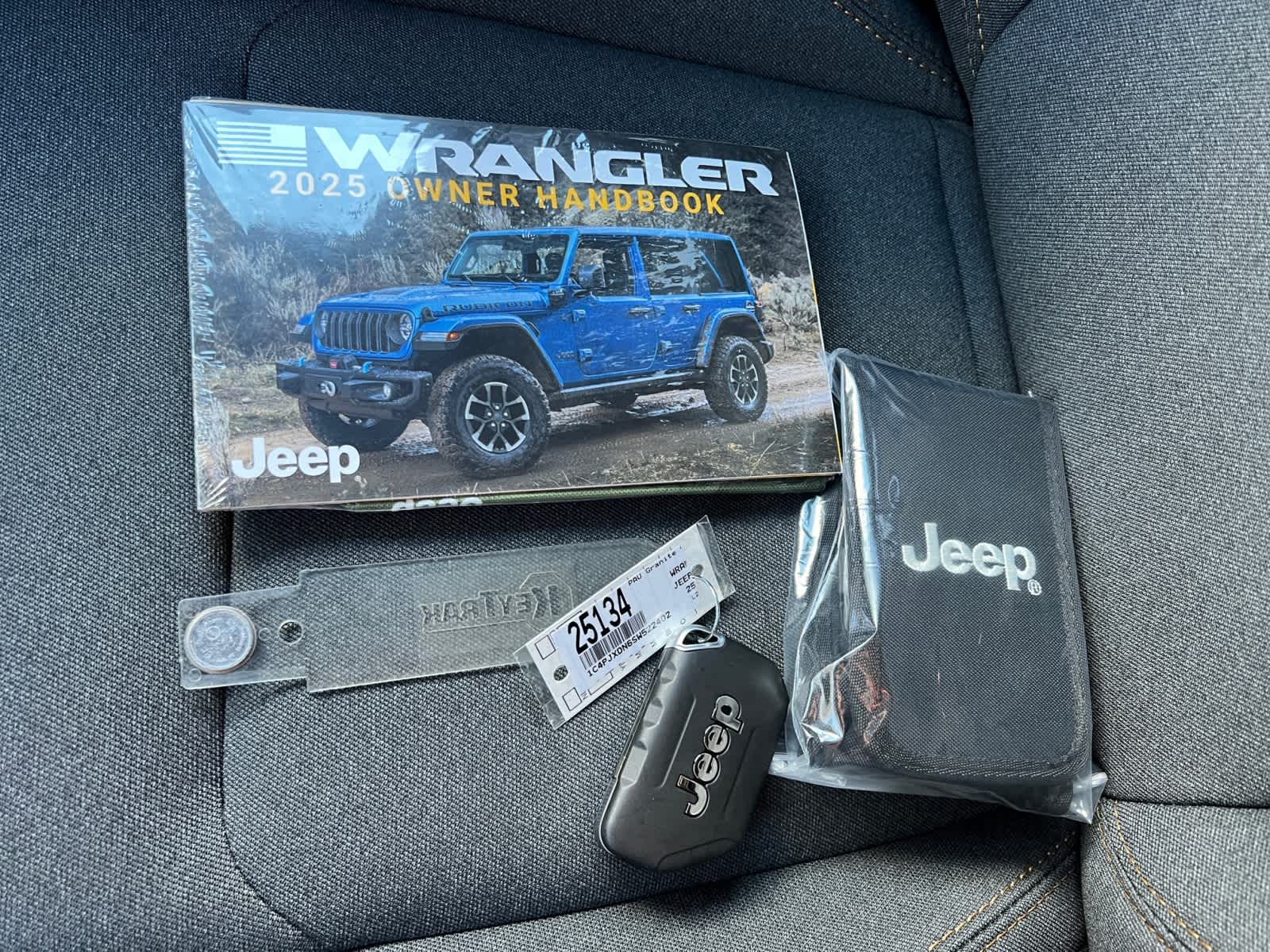 new 2025 Jeep Wrangler car, priced at $53,040