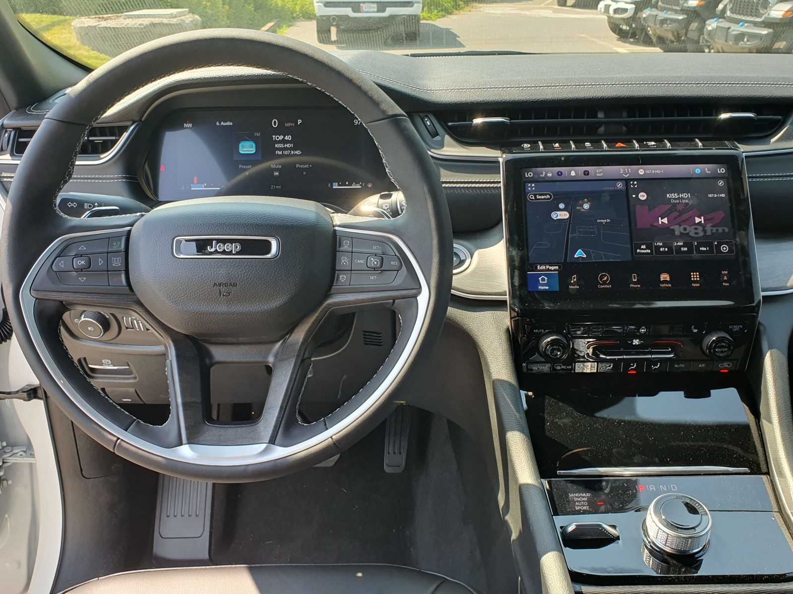 new 2024 Jeep Grand Cherokee car, priced at $53,989