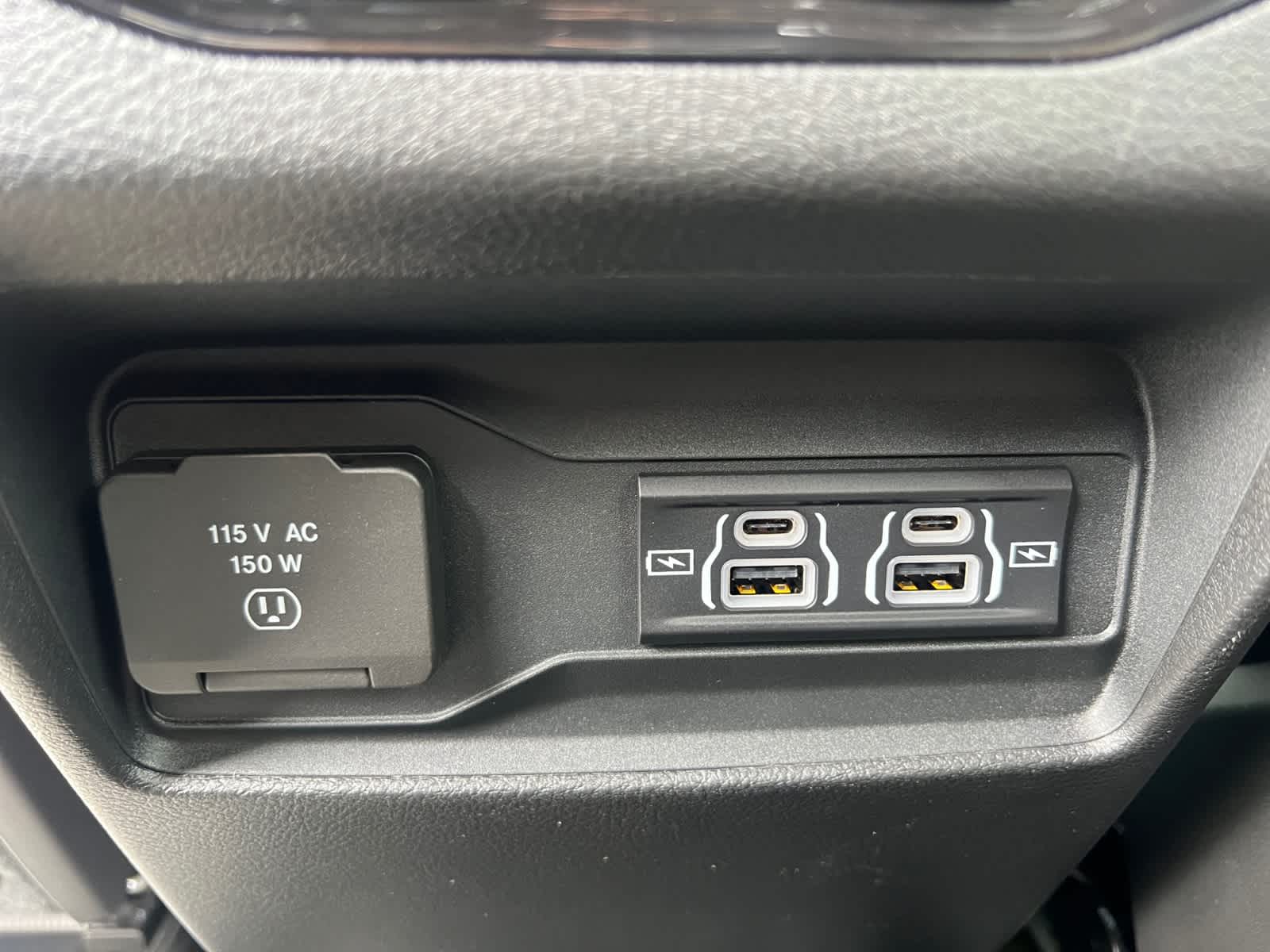 new 2025 Jeep Grand Cherokee car, priced at $50,860