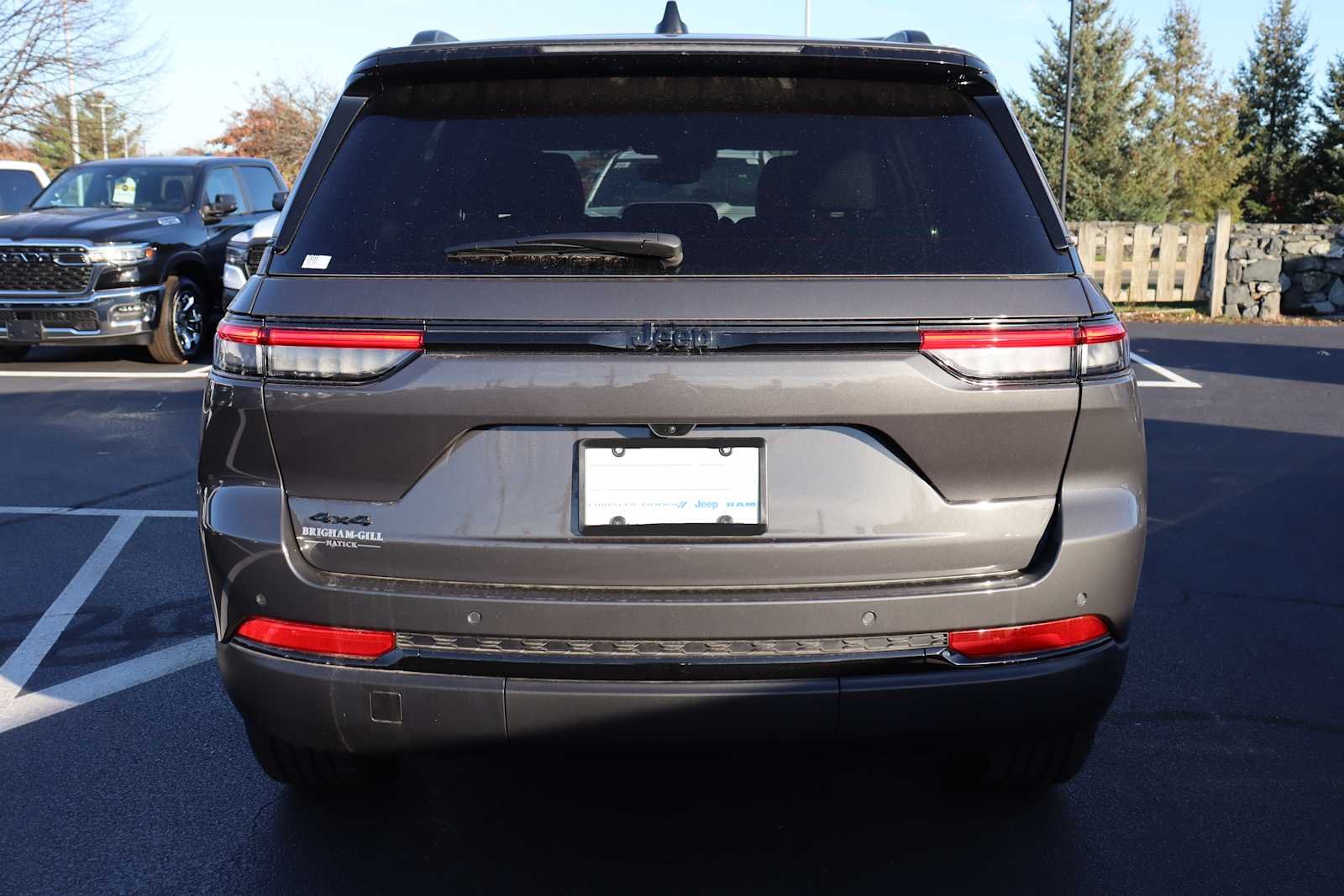 new 2024 Jeep Grand Cherokee car, priced at $49,175