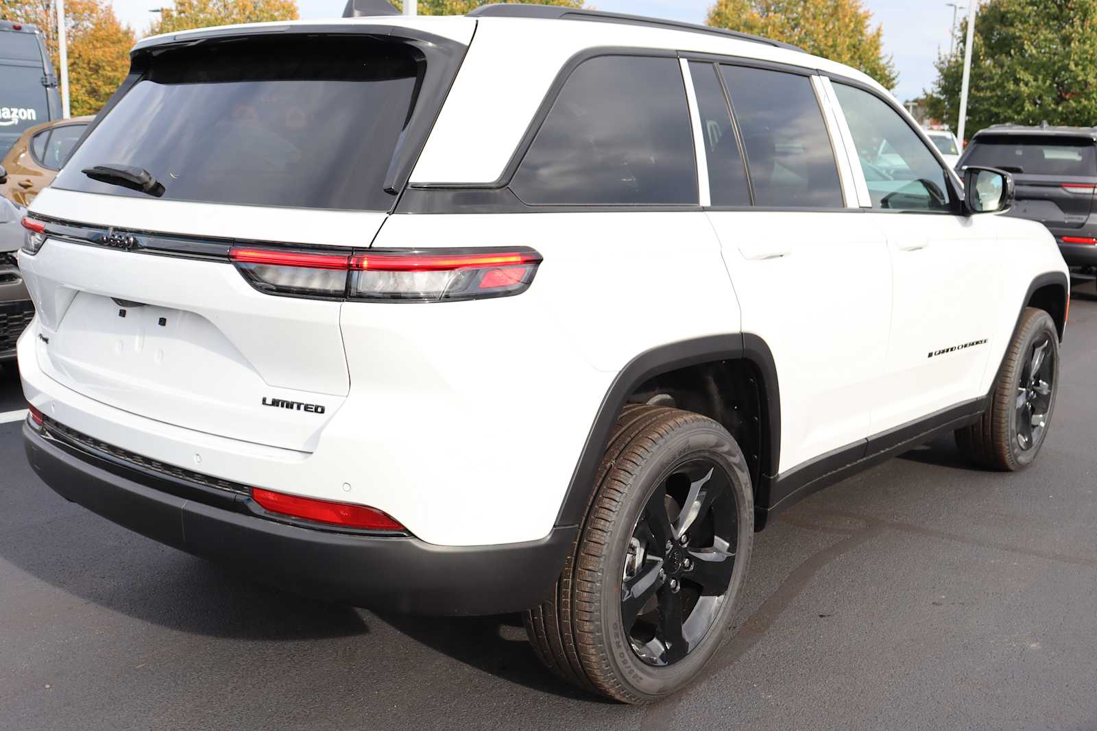 new 2024 Jeep Grand Cherokee car, priced at $51,989