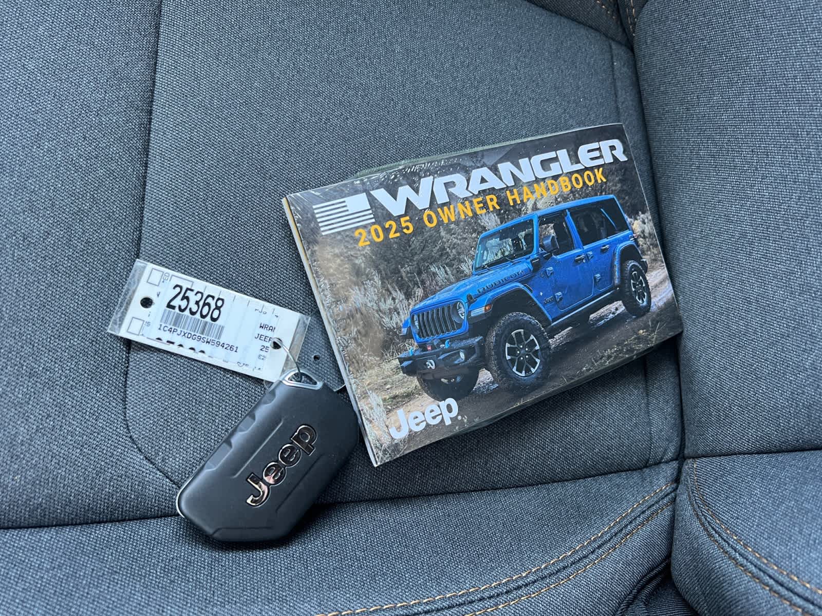 new 2025 Jeep Wrangler car, priced at $53,595