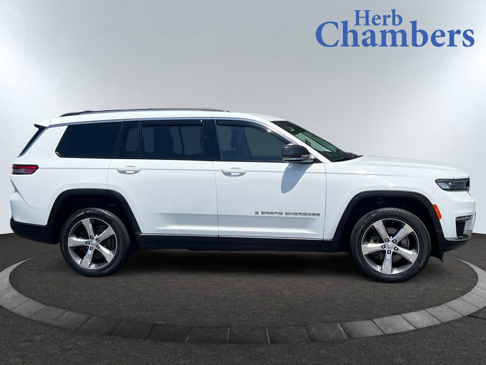 used 2021 Jeep Grand Cherokee L car, priced at $32,998