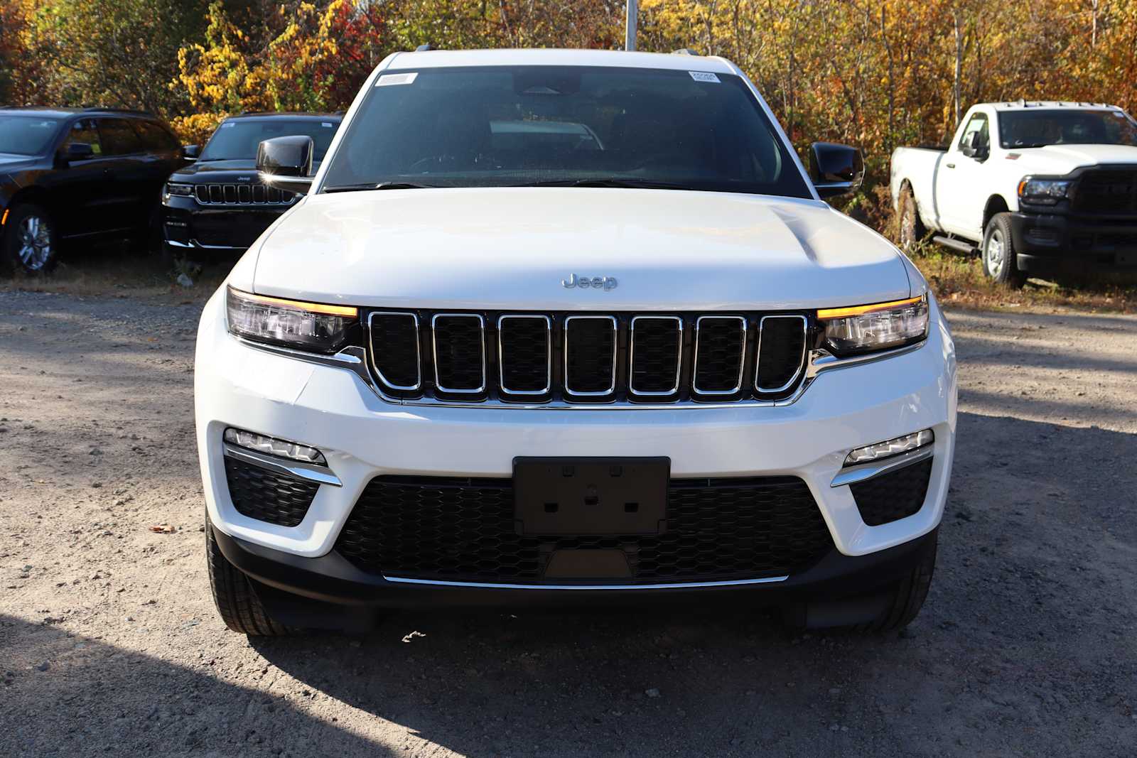 new 2025 Jeep Grand Cherokee car, priced at $46,264