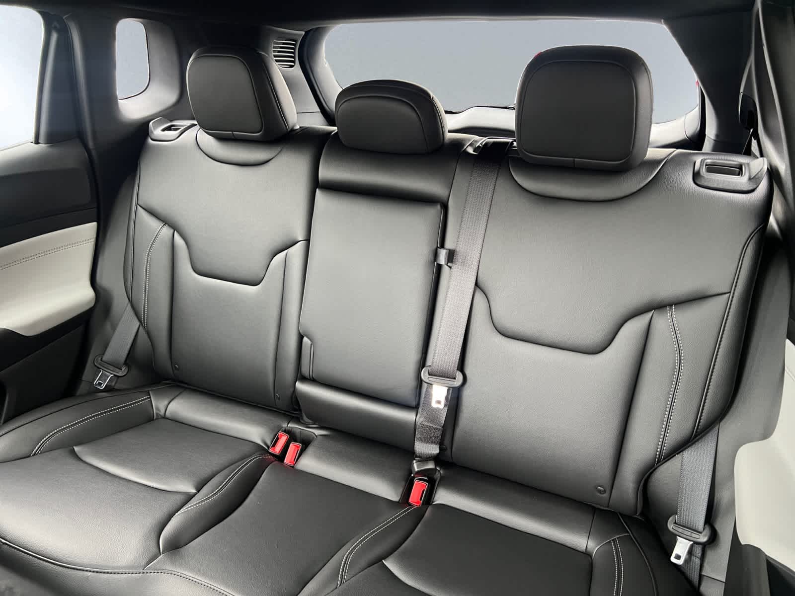 new 2025 Jeep Compass car, priced at $33,435